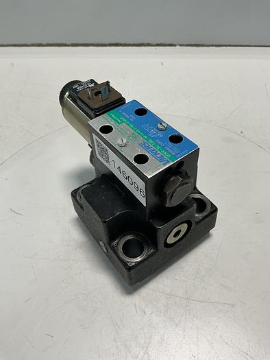 Used VICKERS DG4V-3S-56BL-M-U-HL7-60-EN490