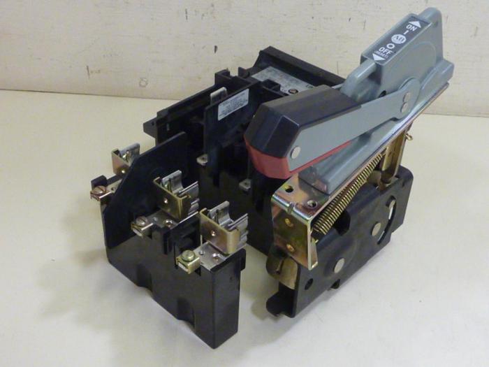 Used ALLEN BRADLEY 30 Amp Disconnect Switch 1494V-DS30 SER A #65903