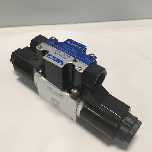 Used TOKIMEC Directional Control Valve DG4V-3-6C-M-P7-H-7-52 #95000