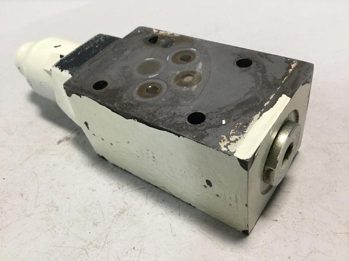 Used VICKERS Relief Valve CVGC 3 W 125 10 #104508