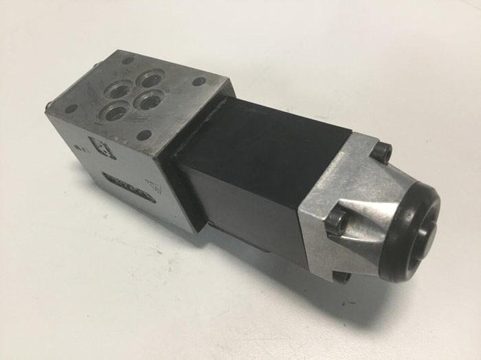 Used REXROTH Valve 4WE6UA51AG24NZ4 #105264