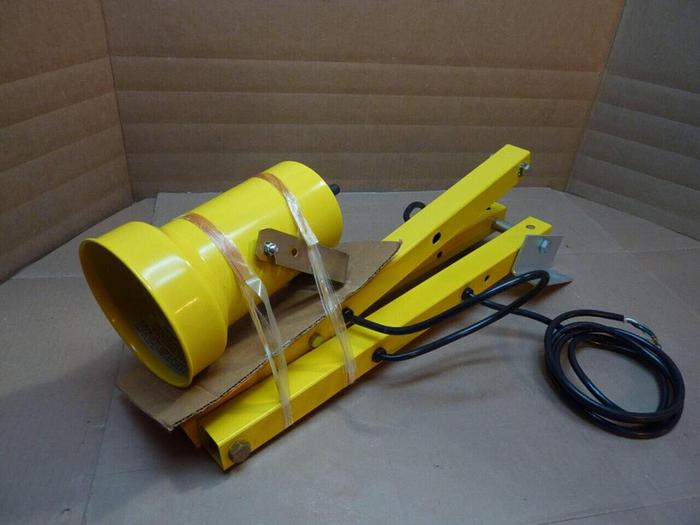 TRI LITE Dock Light R40/PAR #23958