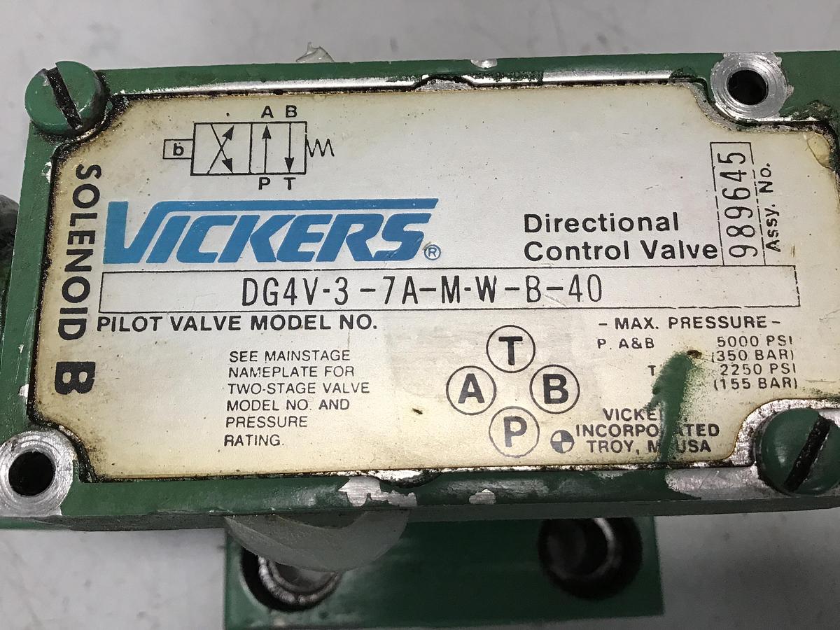 Used VICKERS DG4V-3-7A-M-W-B-40
