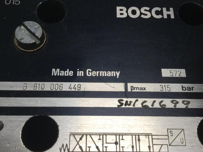 Used BOSCH Directional Control Valve B 810 006 449 Used