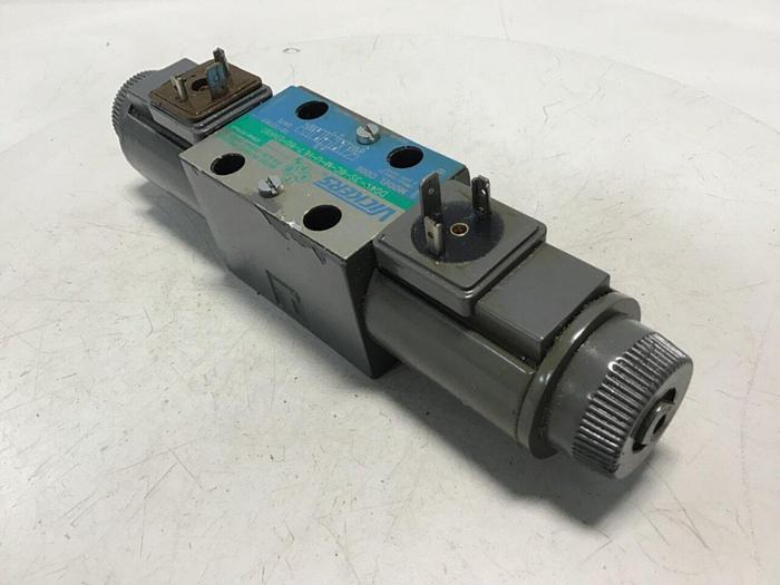 Used VICKERS Solenoid Valve DG4V-3S-6C-M-U-HL7-60-EN490 Used