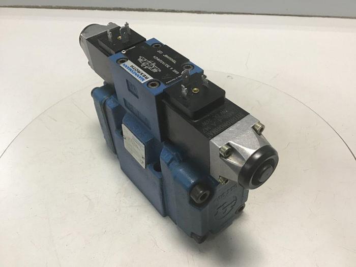 Used REXROTH Valve 4WE6J53/AG24NZ4 MANIFOLD #137664