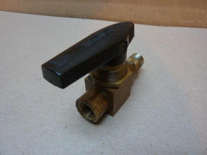 Used WHITEY 2-Way Swagelok Brass Valve B-44F6 #37504