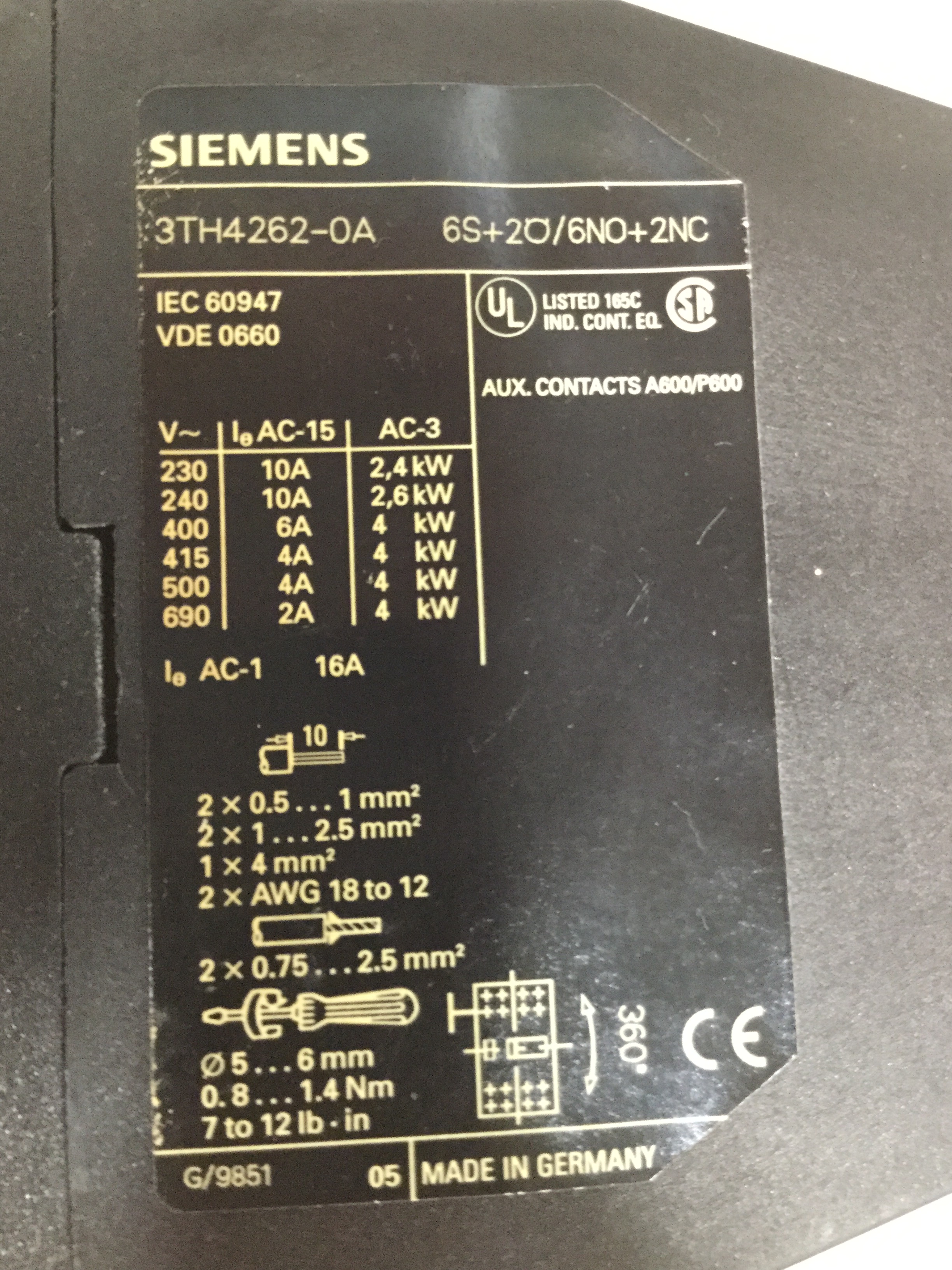 Used SIEMENS Contactor Relay 3TH4262-0A USED