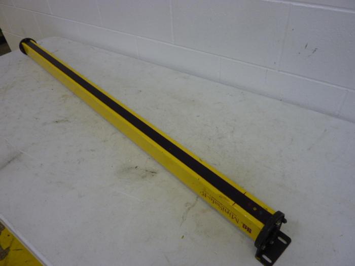 Used STI Light Curtain Transmitter MS4448 2FB2 Used