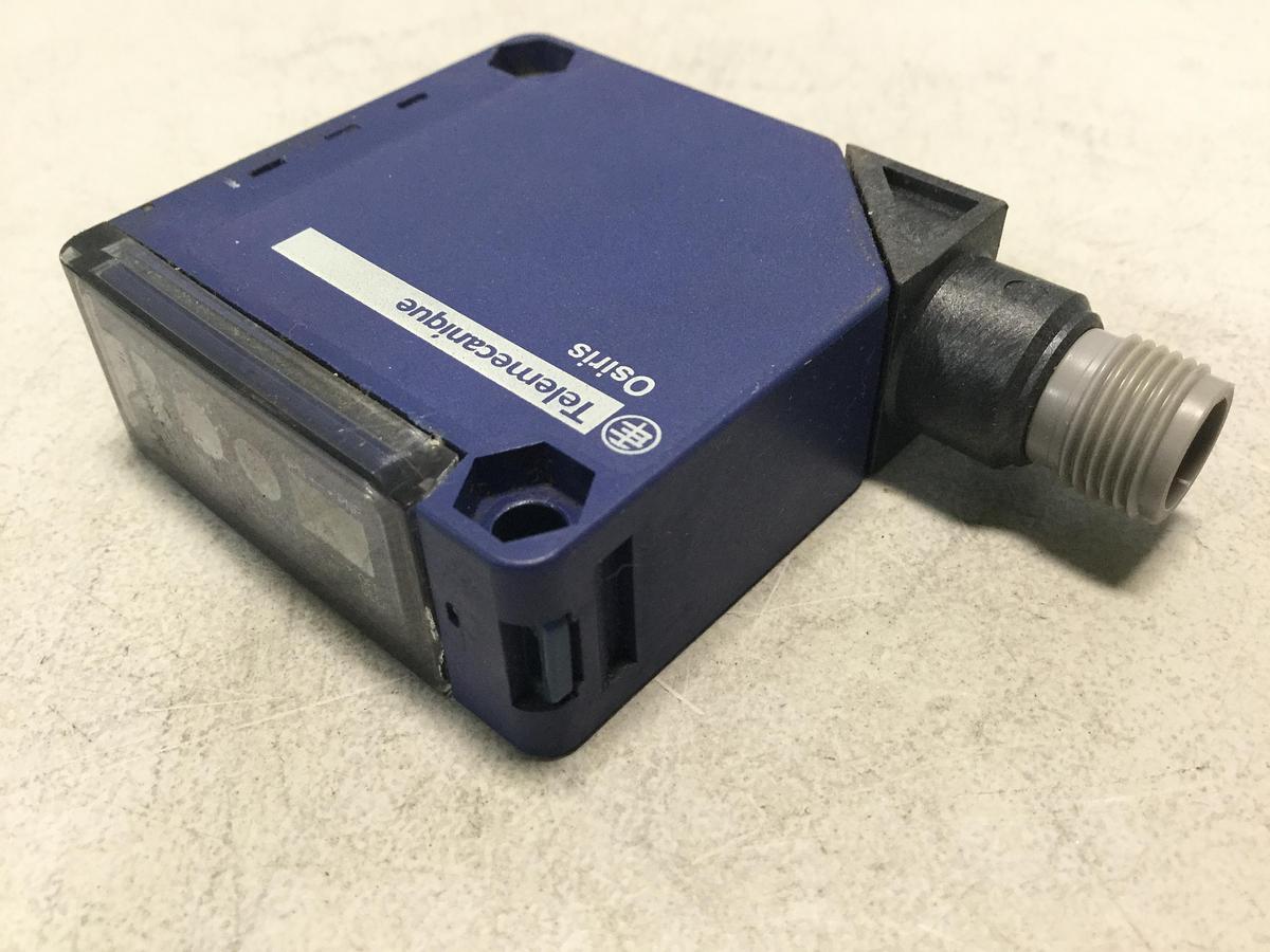 Used TELEMECANIQUE Photoelectric Sensor XUK0AKSAM12 USED