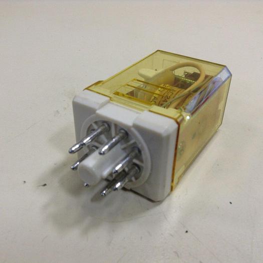 Used IDEC Relay RR2P-UL #76359