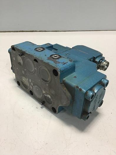 Used VICKERS Valve DG4V-3-6B-W-B-10-LH #140637