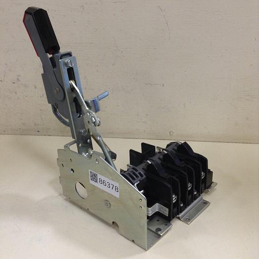 Used ALLEN BRADLEY Line Terminal Guard Disconnect 1494V-DS30 SER D #86378