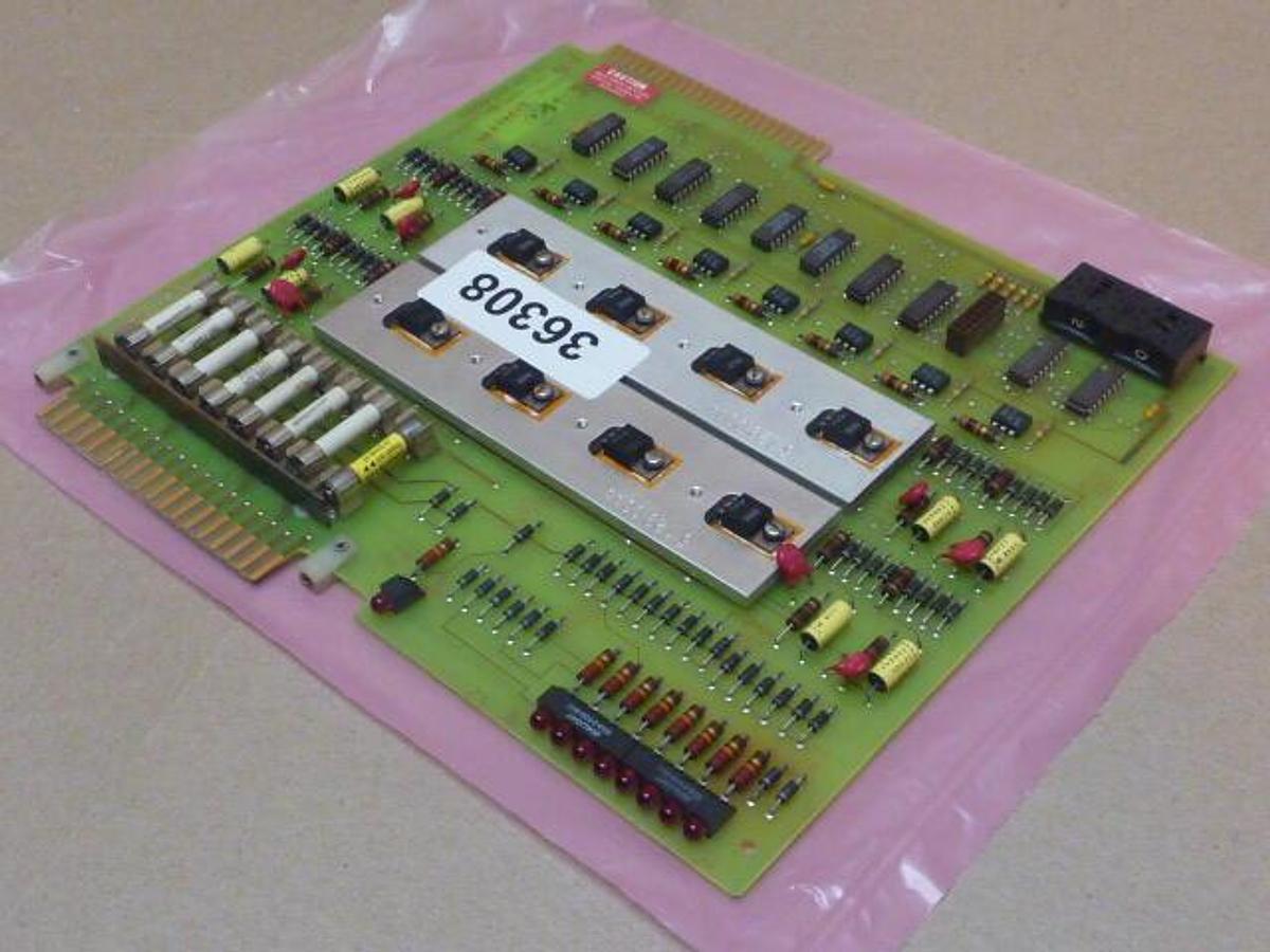 Used CINCINNATI MILACRON Output Board 3-531-3563A USED