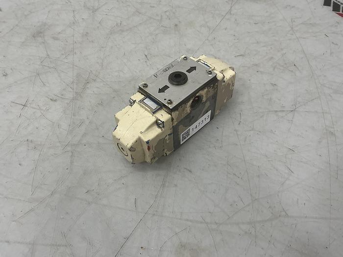 Used VICKERS DG4S-5-2C-W-T-11