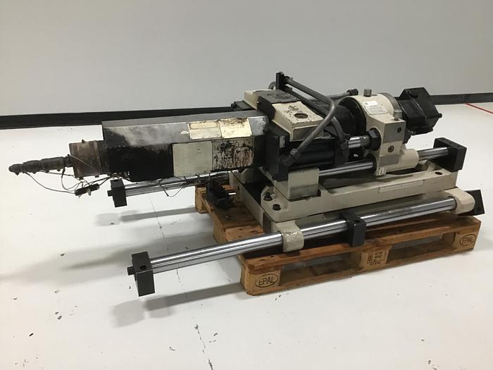 Used CINCINNATI MILACRON VT110-7 / IU 7 Oz Injection Unit Used #142522