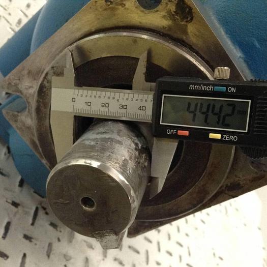 Used VICKERS Hydraulic Piston Pump 45V42AR Used