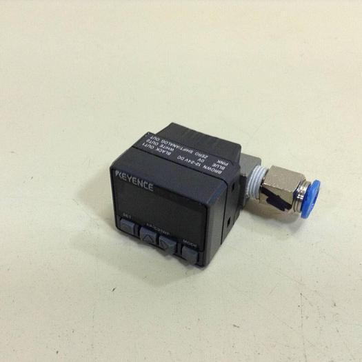 Used KEYENCE CORP Pressure Sensor AP-C31WP #69436