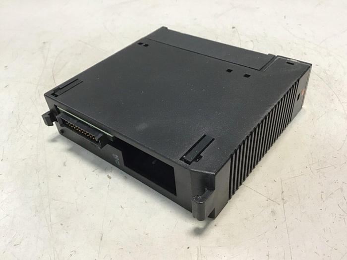 Used GE FANUC Output Relay Module IC693MDL940H #140092