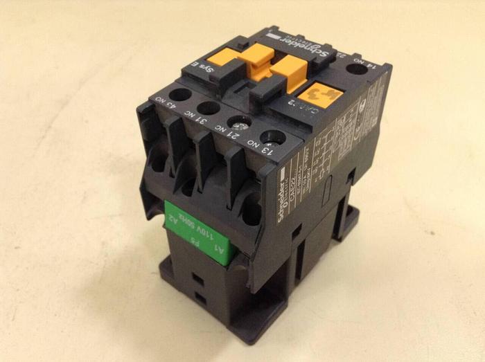 Used SCHNEIDER ELECTRIC Contactor CAE22 #86854