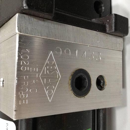 Used DESTACO Pneumatic Hold Clamp 994MAL-046M-90A-57-11-DS #90082