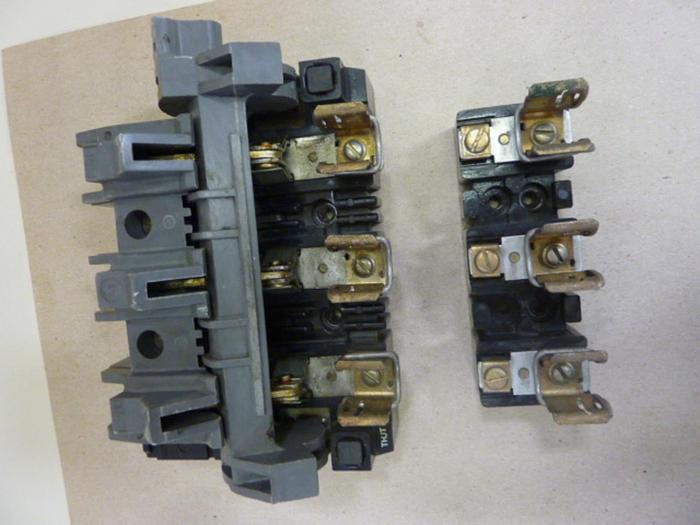 Used ALLEN BRADLEY 30 Amp Pole Disconnect Switch 40021-558-02 #47146