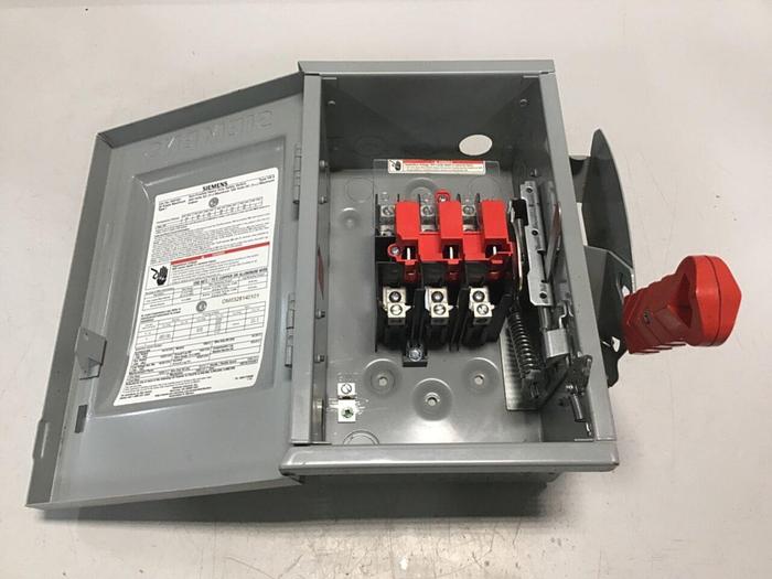 Used SIEMENS 30 Amp Safety Disconnect Switch HNF361 VBII #137844