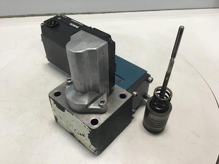 Used BOSCH Direct Operated Proportional Valve 0 831 006003 Used