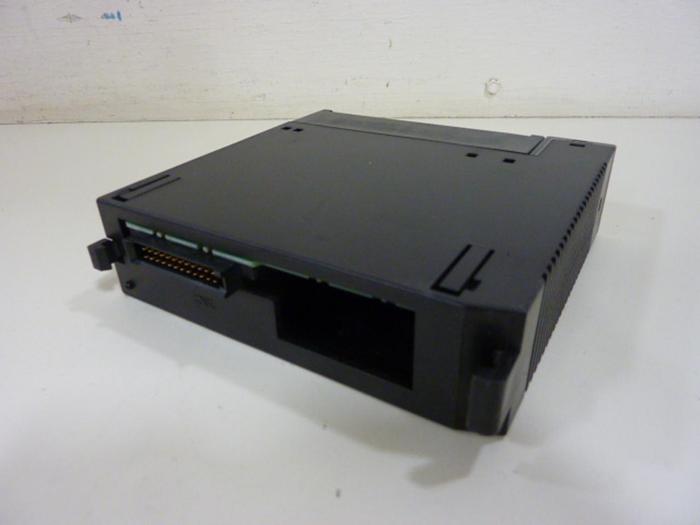 Used GE FANUC Input Module IC693MDL645D #55662