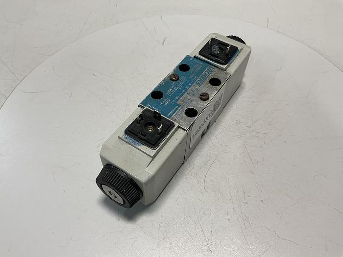 Used TOKIMEC DG4V-3-2C-M-U-B6-60