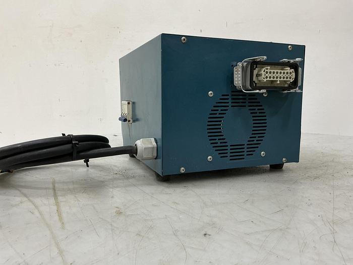 Used METAL FABRICATOR 3 ZONE HOT RUNNER