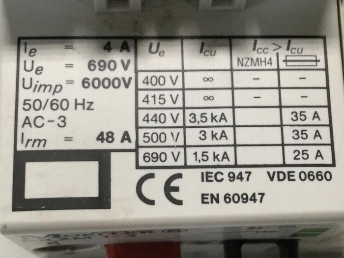 Used MOELLER Starter Motor Protector PKZM1-4 2.4-4 #109412