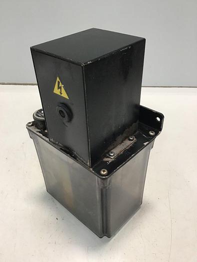 Used LUBE CORP Automatic Lubricator 102768 USED