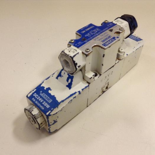 Used VICKERS Tokimec Directional Control Valve DG4V32CMP7H750 Used