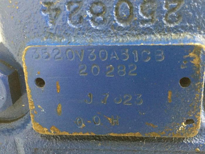 Used VICKERS Hydrualic Vane Pump 3520V30A51CB20282 Used