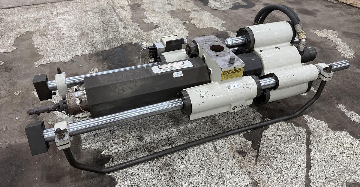 Used CINCINNATI MILACRON VST 85-6.04 INJECTION UNIT