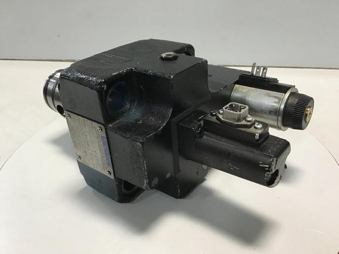 Used VICKERS Valve DG4V3S2AMUHL760EN490 Used