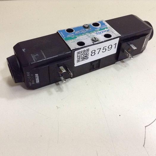 Used VICKERS Valve DG4V-3S-33C-M-U-H5-60 #87591