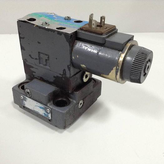Used VICKERS Valve CVCS25D3S210S32A99AP110Z108 #89960