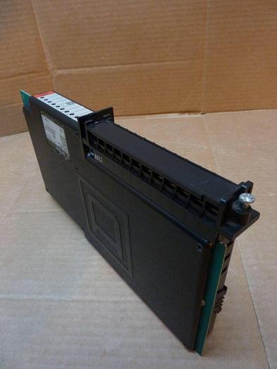 Used SQUARE D Output Module 8030-HOM-211 #25722