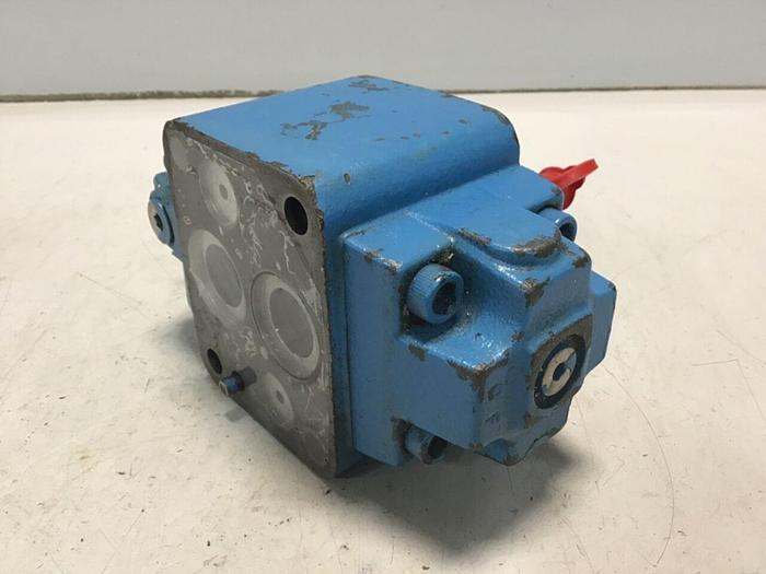 Used VICKERS Valve RG.06 D4 30 #136725