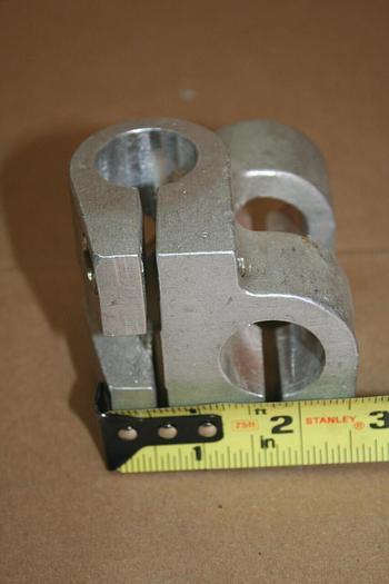 Used SCRAP/DNL/GENERIC Aluminum Connector / Fastener CONNECT853 #19853