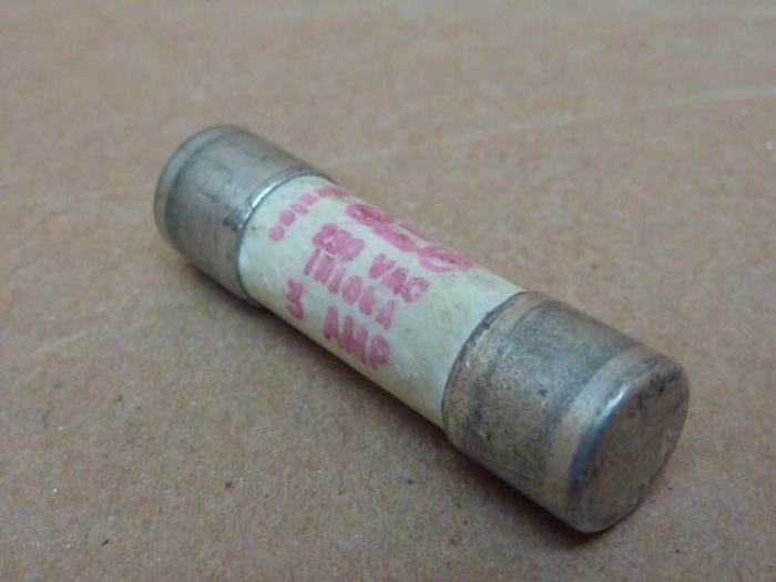 Used GOULD / SHAWMUT 3 Amp Fuse TRM3 #33685