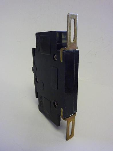 Used SQUARE D 10 Amp Circuit Breaker QOU110 Used