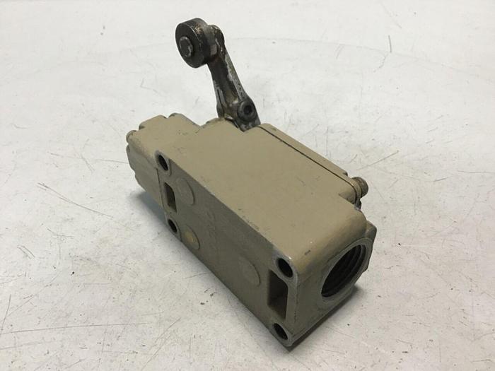 Used YAMATAKE Limit Switch 1LS244-J #122350