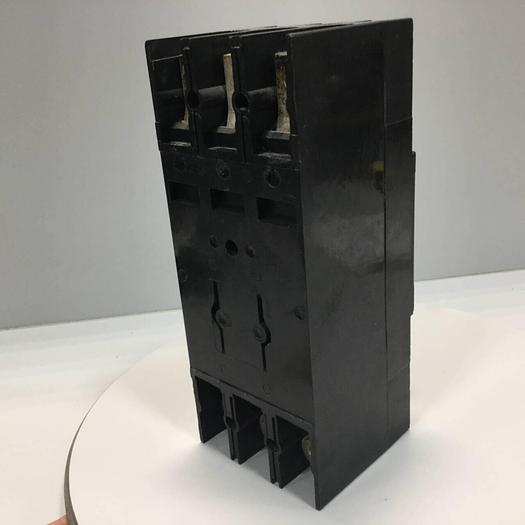 Used GENERAL ELECTRIC / GE 125 Amp Circuit Breaker TFJ236125 Used