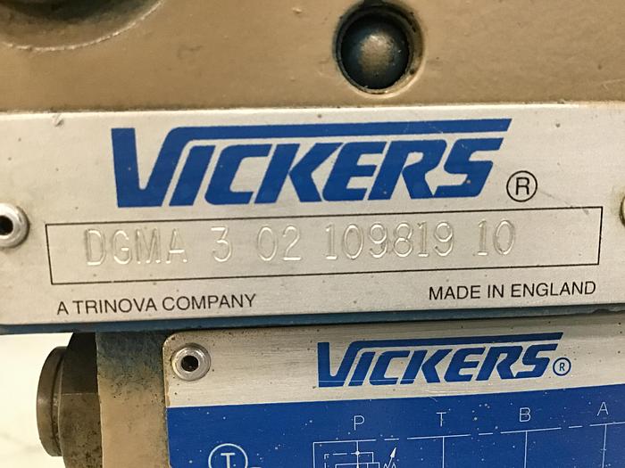 Used VICKERS KFDG5V 7 26200N X VM U1 H1 12 EN30 Valve Used #141262