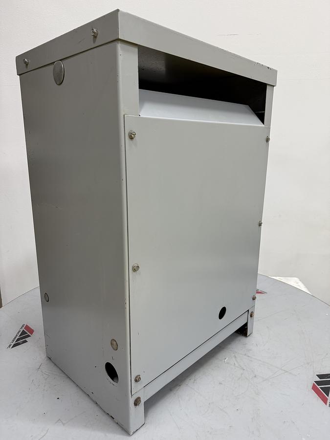 Used CUTLER HAMMER V48M24T30EE