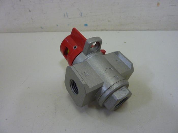 Used SMC Pressure Relief Valve VHS30-N02-Z #59663