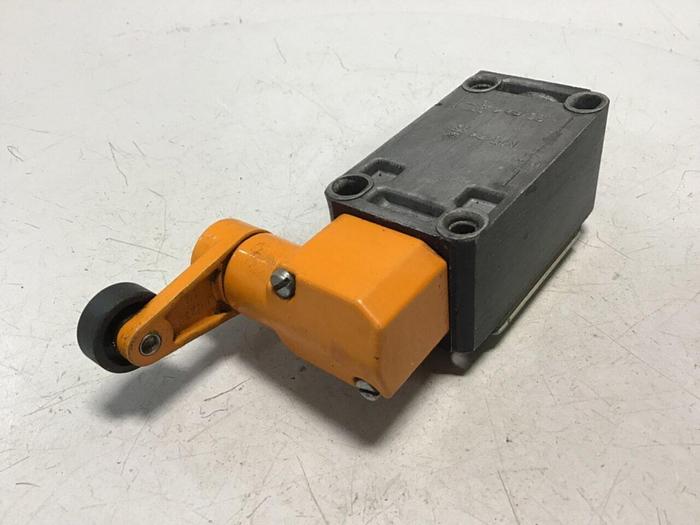 Used SIEMENS Switch 3SE3 120-1GW #121191